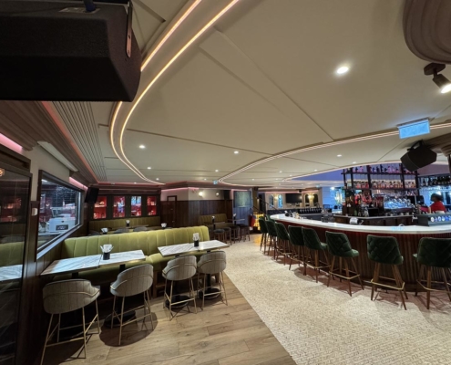 Cyris CX6, C210S and Isolde AP108 installation at O'Sullivans Bastille