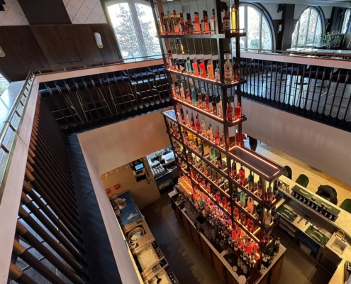 Cyris CX6, C210S and Isolde AP108 installation at O'Sullivans Bastille