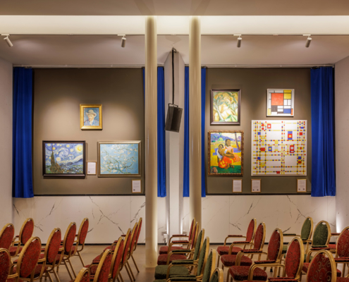 Audiofocus Isolde AP108ix point source delay speakers installed at Balkissoon Theater in Amsterdam Oost by Audio Acoustics